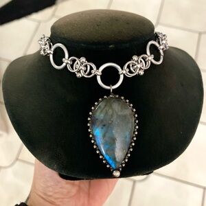 Genuine iridescent labradorite gemstone Celtic silver boho choker necklace .